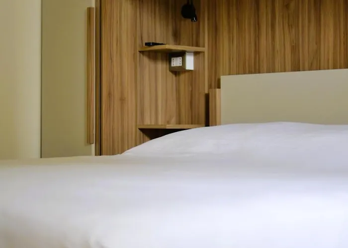 Aurora Tor Vergata,free Gated Private Parking Apartament
