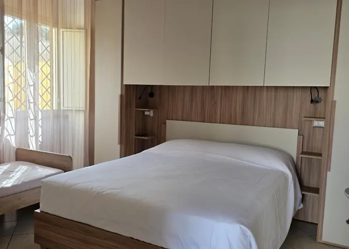 Appartamento Aurora Tor Vergata,free Gated Private Parking Roma