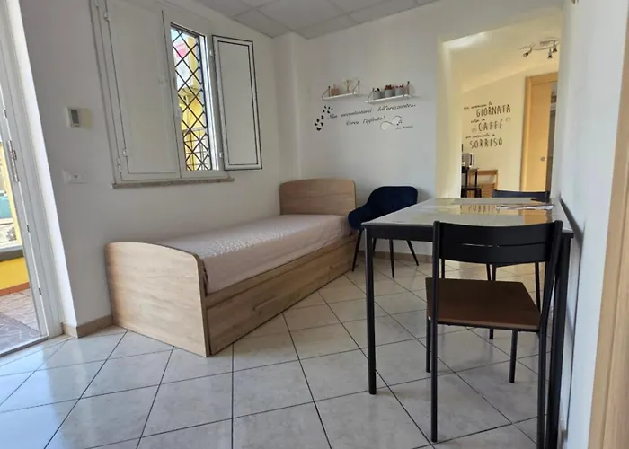 Aurora Tor Vergata,free Gated Private Parking Apartament Rzym