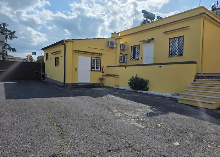 Aurora Tor Vergata,free Gated Private Parking * Rzym