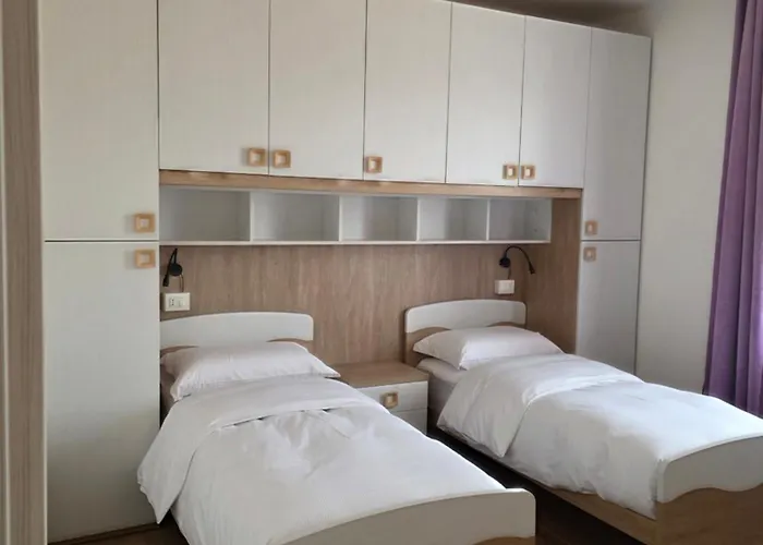 Aurora Tor Vergata,free Gated Private Parking Apartament *